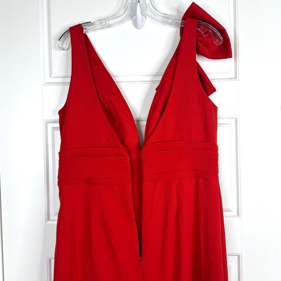 MAC DUGGAL Bow Shoulder V-Neck Gown Red Dress NEW Size 10 - Picture 10 of 14
